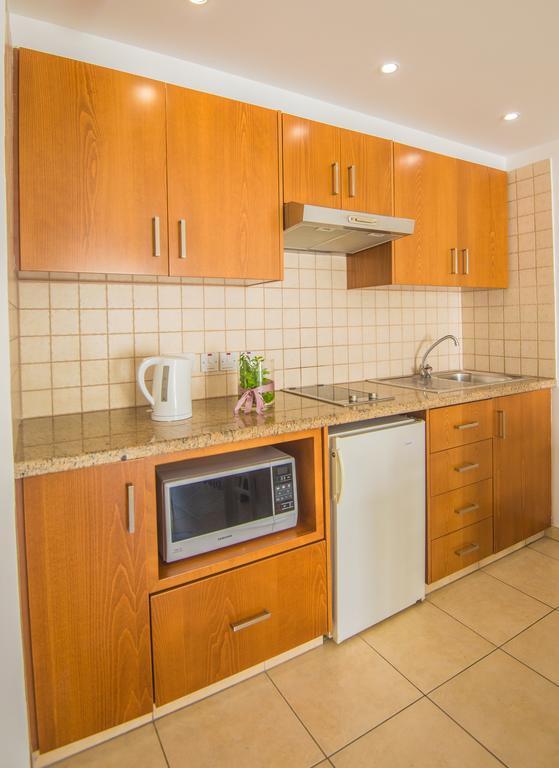 Alva Hotel Apartments Protaras Exterior photo